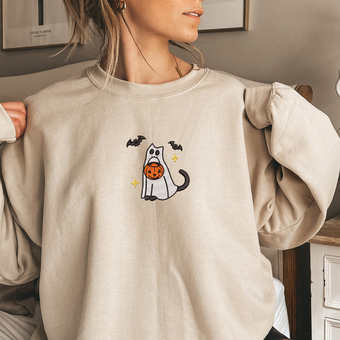 Embroidery Spooky Cat Hoodie and sweatshirt sand