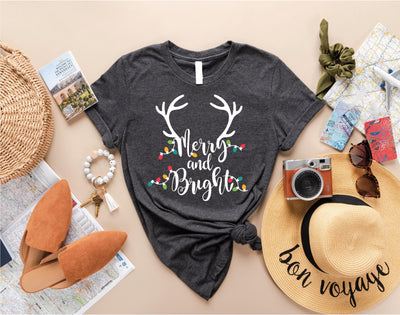 Merry and bright  t-shirt dark grey heather