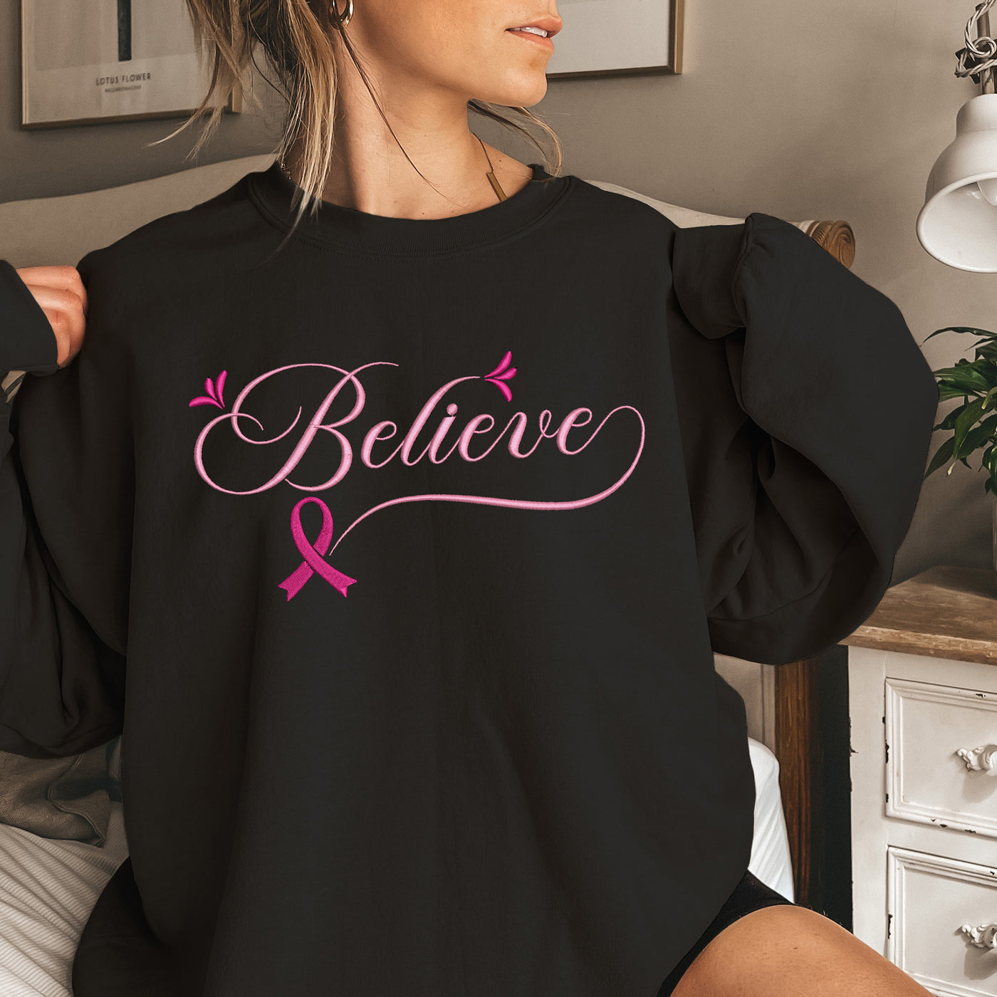 Believe Valentine's Day Embroidery Sweatshirt - Black